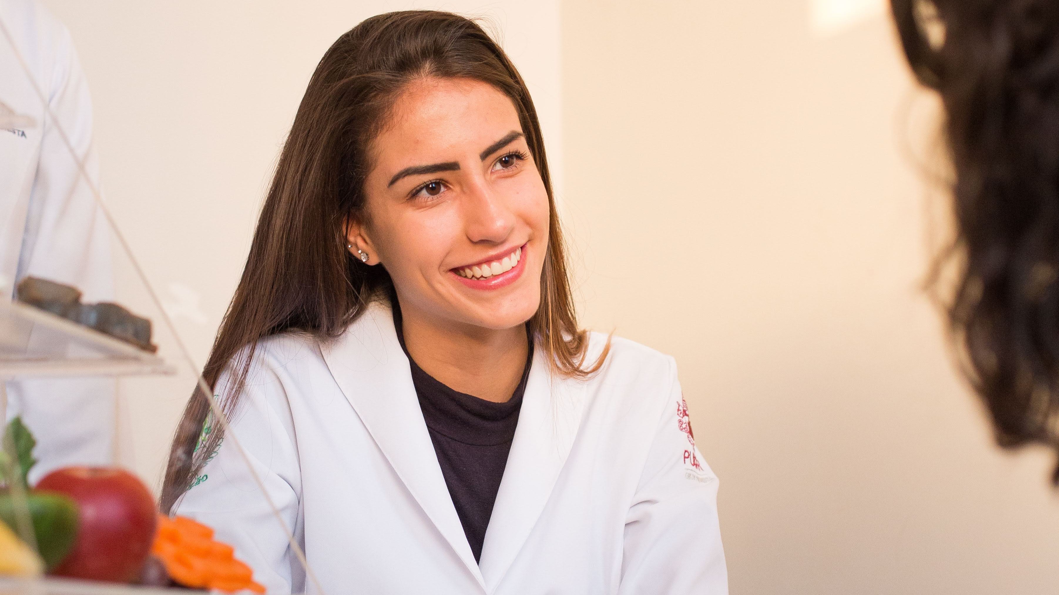 Clínicas da PUCPR oferecem atendimentos em Psicologia e Nutrição com valores sociais